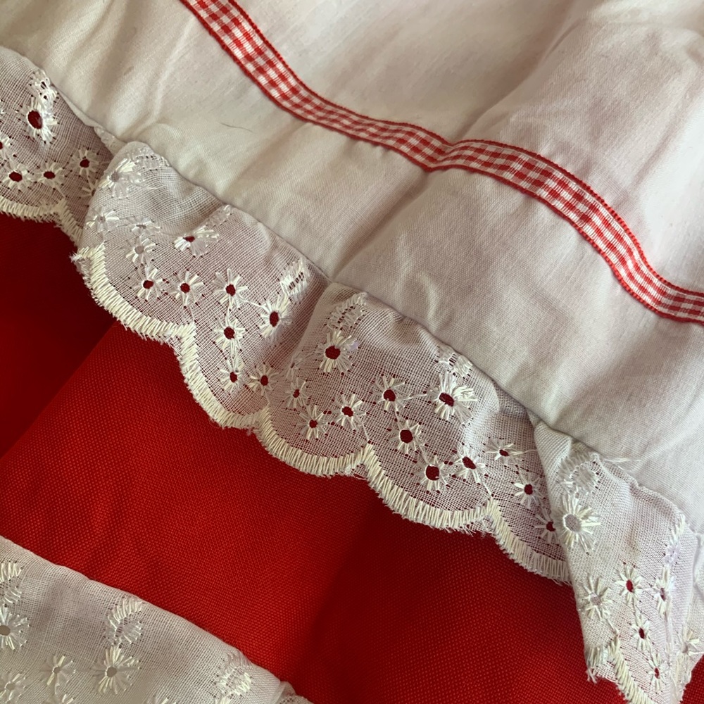 Little Red Riding Hood - Picture 3 of 3